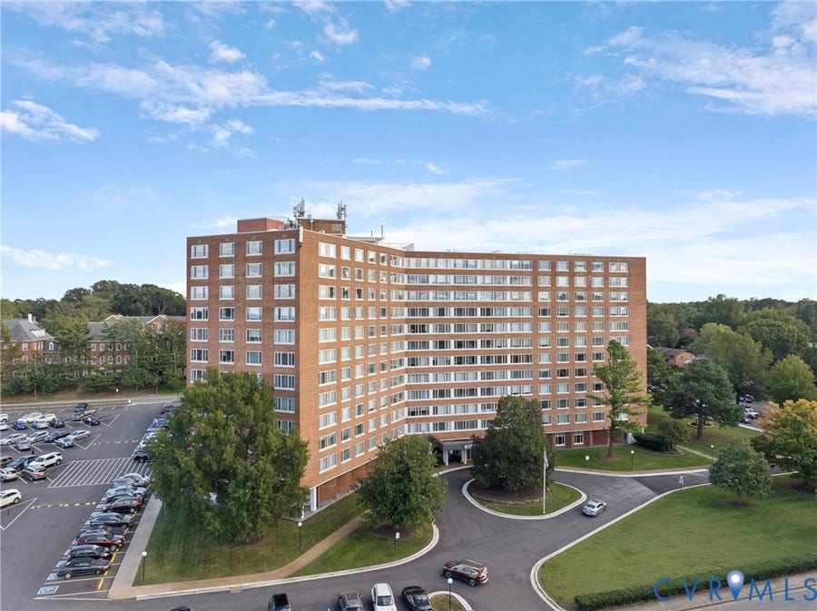 Property photo for 5100 Monument Avenue, #503, Richmond, VA