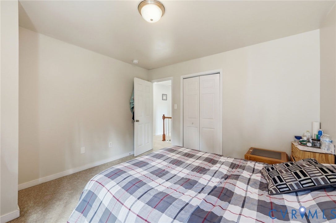 10155 Virginia Road, Glen Allen, VA 23060 Neutral wall finishes throughout