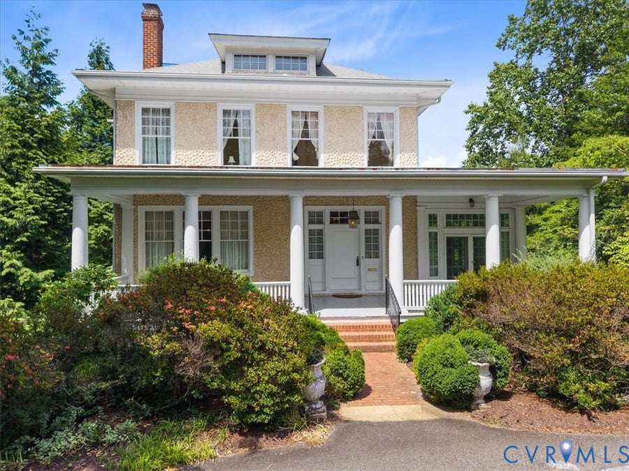 Property photo for 6416 Three Chopt Road, Richmond, VA