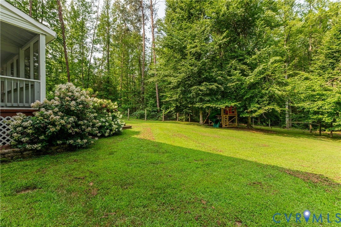 384 Tillar Lane, Mineral, VA 23117 Yard