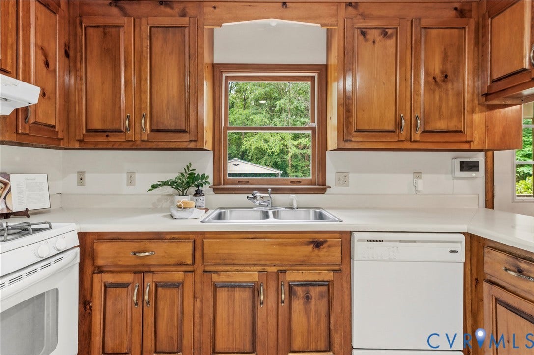 4415 Spoonbill Drive, Powhatan, VA 23139 Kitchen