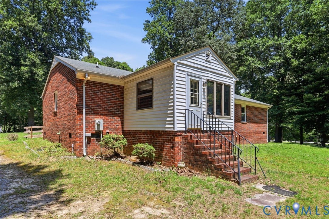 10111 Tunstall Road, New Kent, VA 23124 10111 Tunstall Road, New Kent, VA 23124