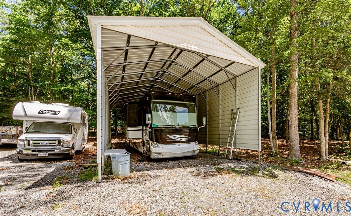 8040 N Courthouse Road, New Kent, VA 23124 8040 N Courthouse Road, New Kent, VA 23124