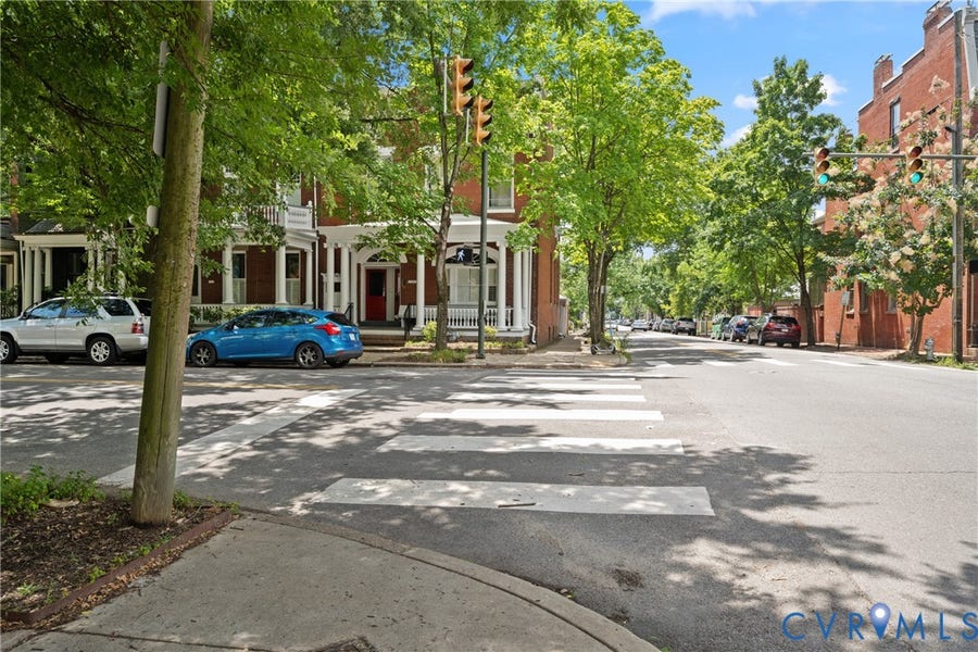 Property photo for 1527 Grove Avenue, #2, Richmond, VA