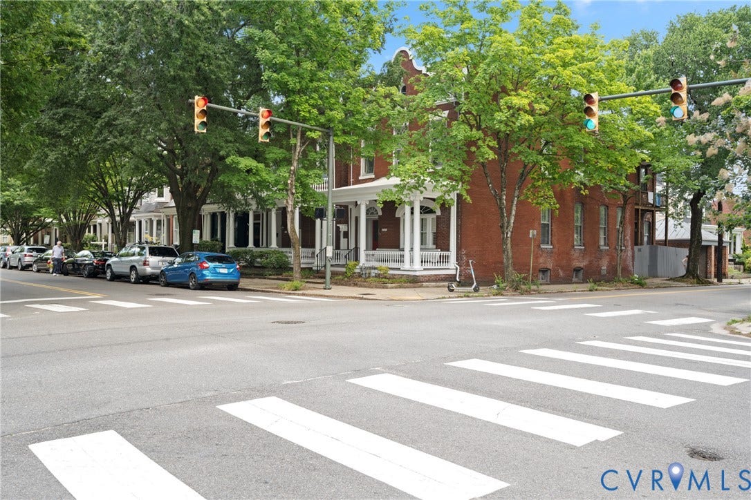 1527 Grove Avenue, #2, Richmond, VA 23220 1527 Grove Avenue, #2, Richmond, VA 23220