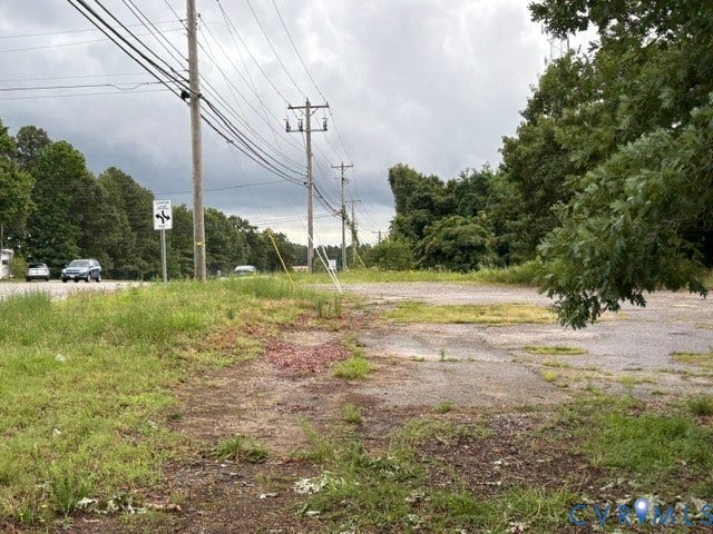 13500 Route 1, Chester, VA 23831 13500 Route 1, Chester, VA 23831