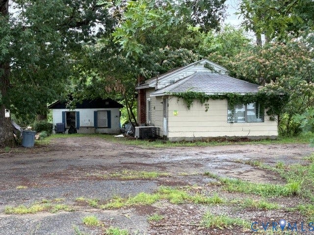 13500 Route 1, Chester, VA 23831 13500 Route 1, Chester, VA 23831