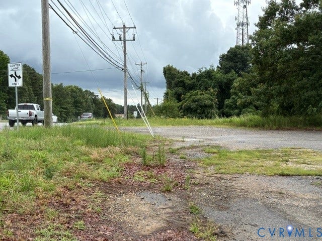 13500 Route 1, Chester, VA 23831 13500 Route 1, Chester, VA 23831