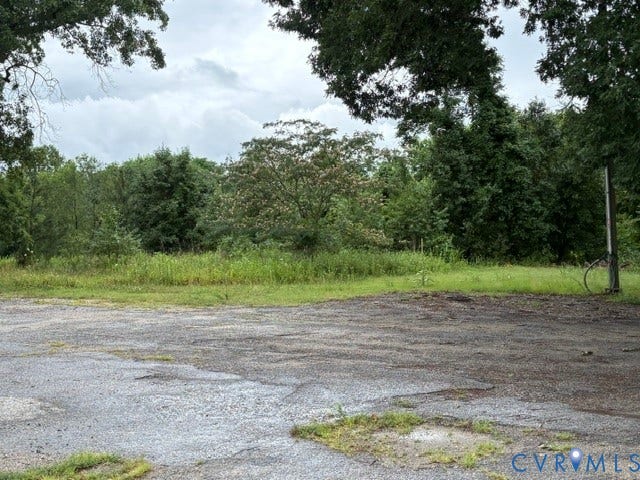 13500 Route 1, Chester, VA 23831 13500 Route 1, Chester, VA 23831