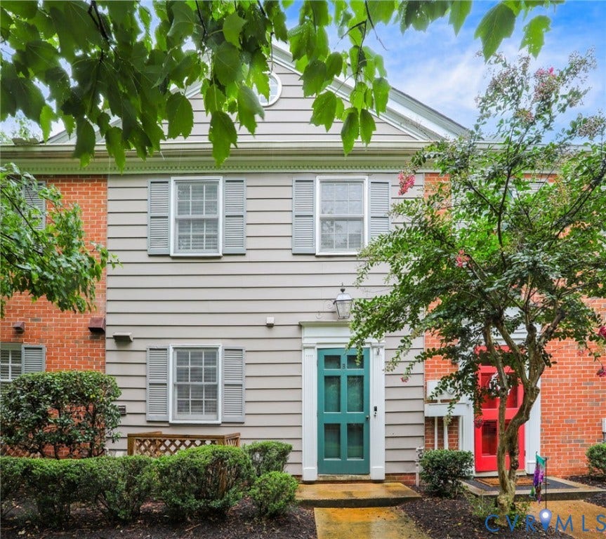 Property photo for 9109 Derbyshire Road, #B, Henrico, VA