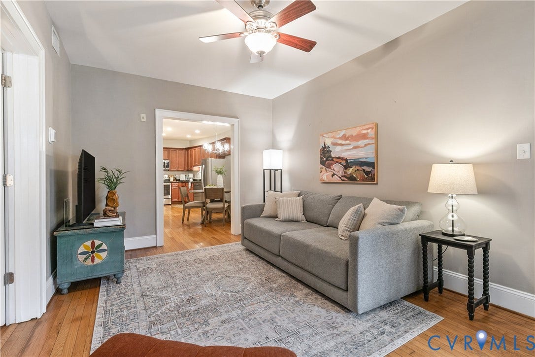 601 Roseneath Road, #U1, Museum District, Richmond, VA 23221 Open-concept living space featuring wood-finish flooring throughout