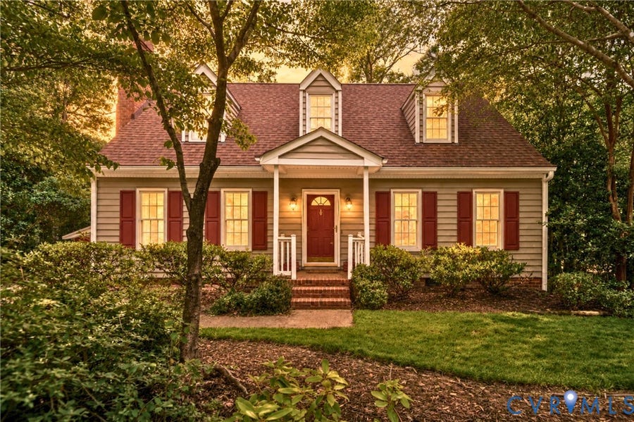 Property photo for 413 Pleasanthill Drive, North Chesterfield, VA