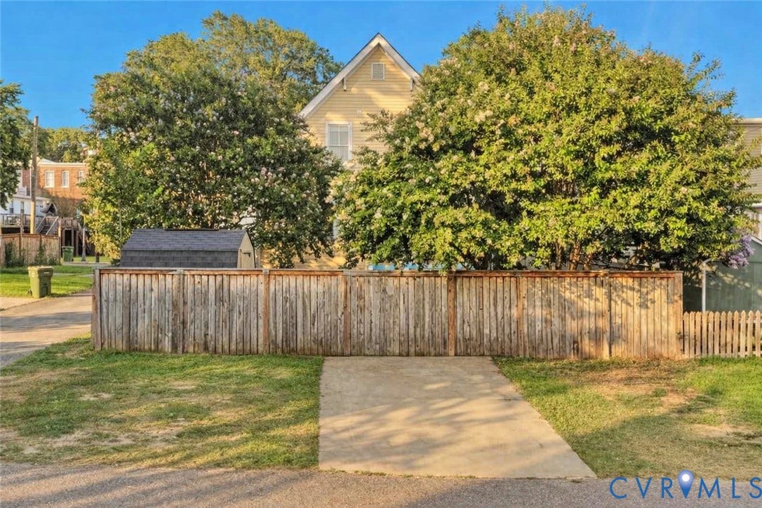 111 E 13th Street, Blackwell, Richmond, VA 23224 111 E 13th Street, Blackwell, Richmond, VA 23224