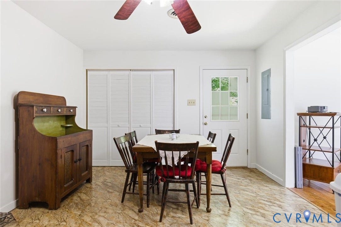 2726 Daphne Lane, Powhatan, VA 23139 2726 Daphne Lane, Powhatan, VA 23139