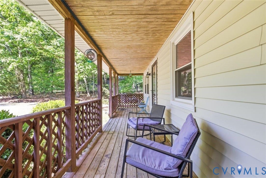 2726 Daphne Lane, Powhatan, VA 23139 2726 Daphne Lane, Powhatan, VA 23139