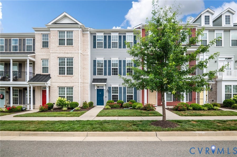 Property photo for 15212 Dunton Avenue, Chesterfield, VA