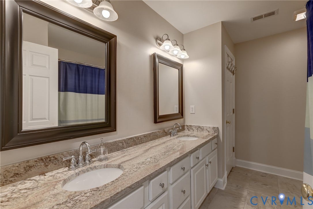 332 Rexmoor Terrace, Richmond, VA 23236 Hall bath