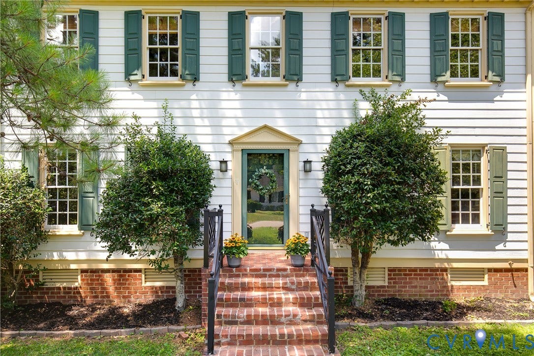 112 Old Brickhouse Lane, Colonial Heights, VA 23834