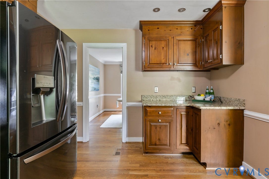 112 Old Brickhouse Lane, Colonial Heights, VA 23834