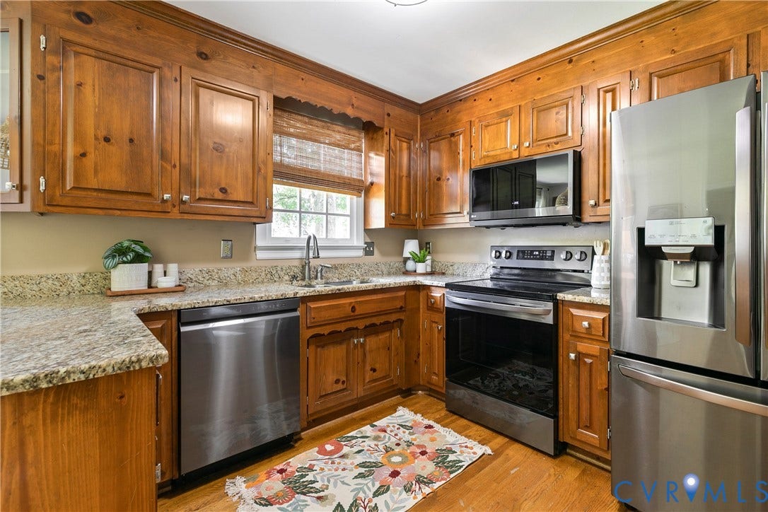 112 Old Brickhouse Lane, Colonial Heights, VA 23834
