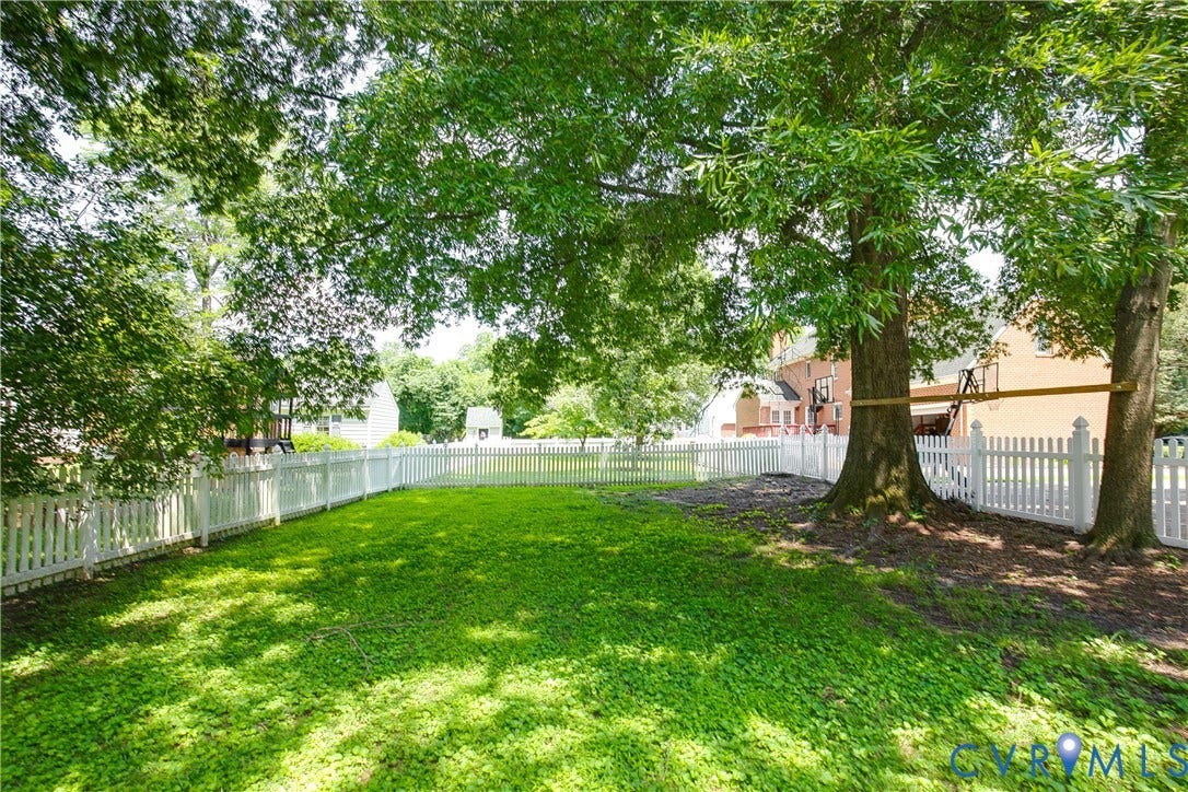 112 Old Brickhouse Lane, Colonial Heights, VA 23834