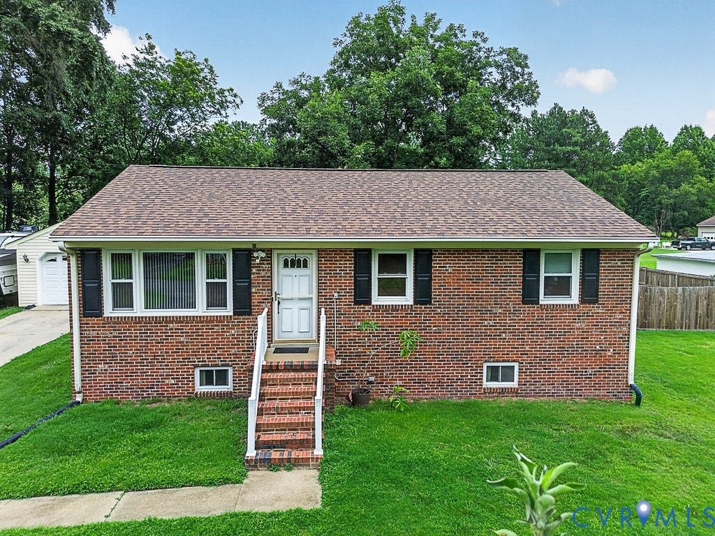 2032 Fortview Drive, Chester, VA 23831 Exterior view, front of home