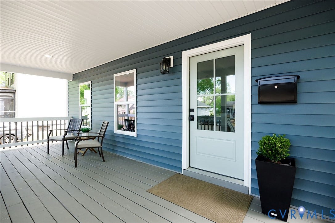 3217 4th Avenue, Highland Park, Richmond, VA 23222 Lovely big front porch for your relaxation!