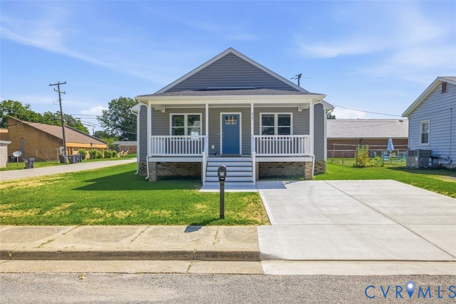Property photo for 417 N 7th Avenue, Hopewell, VA