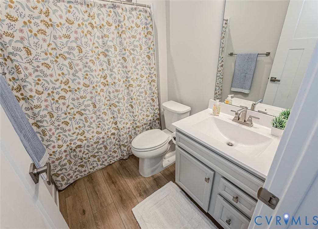 8187 Winter Fog Drive, New Kent, VA 23124 hall bath