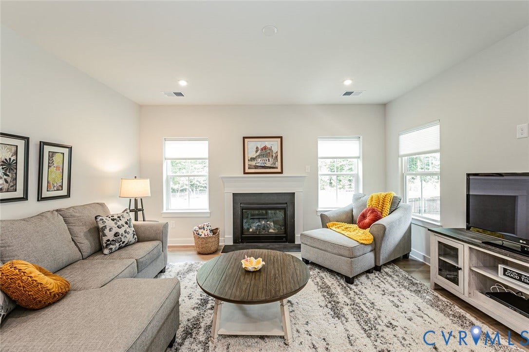 8187 Winter Fog Drive, New Kent, VA 23124 living room
