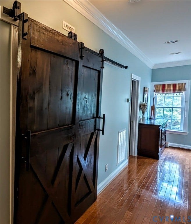 705 Lakewater Drive, Henrico, VA 23229 Hallway leading to FR.