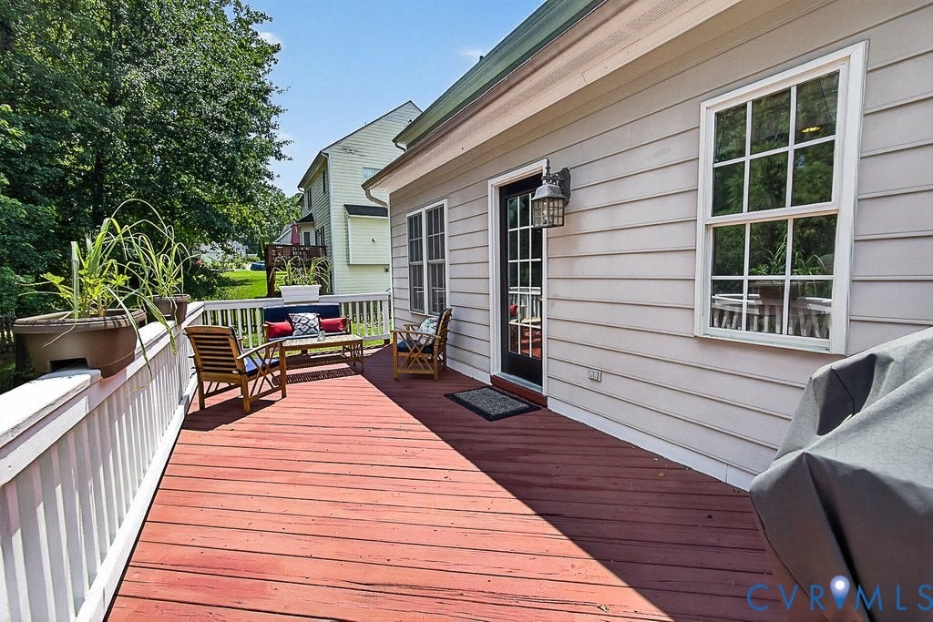705 Lakewater Drive, Henrico, VA 23229 Expansive Deck!