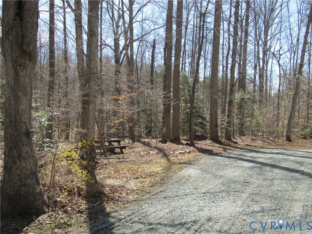 5705 Community House Road, Columbia, VA 23038 5705 Community House Road, Columbia, VA 23038