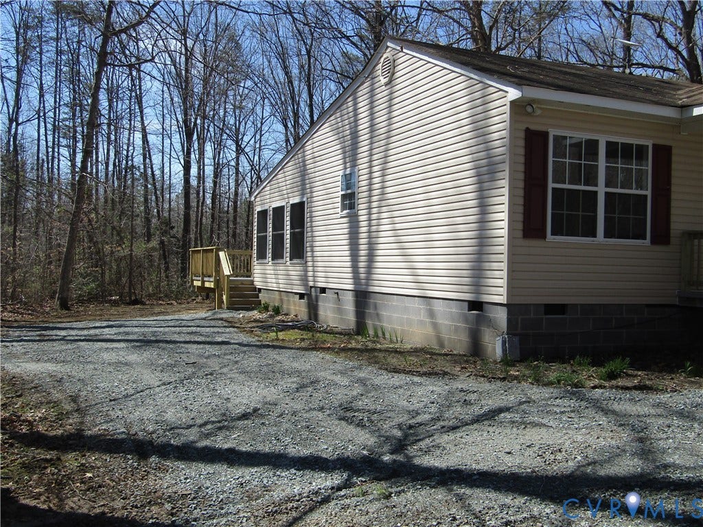 5705 Community House Road, Columbia, VA 23038 5705 Community House Road, Columbia, VA 23038