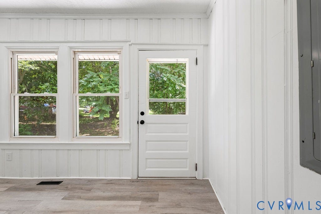 33 Stoney Point Road, Cumberland, VA 23040