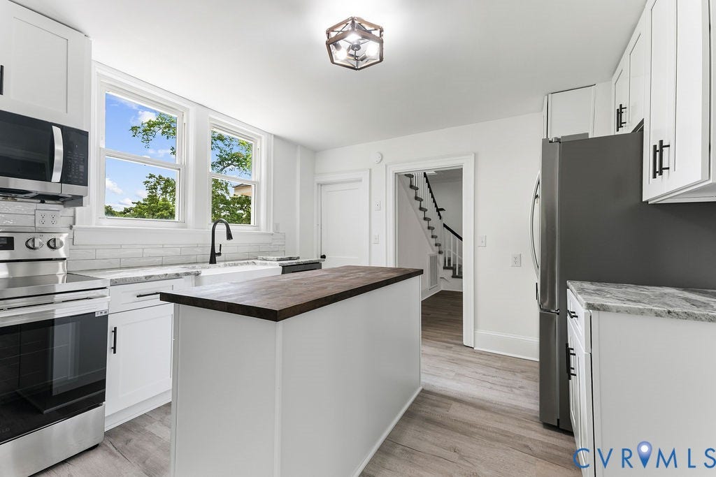 33 Stoney Point Road, Cumberland, VA 23040