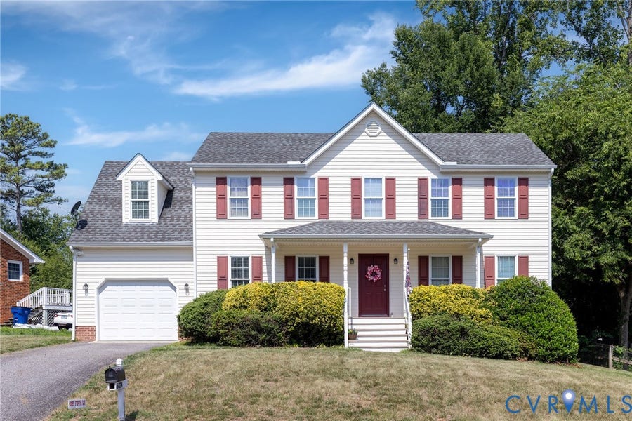Property photo for 6024 Walking Path Lane, Midlothian, VA
