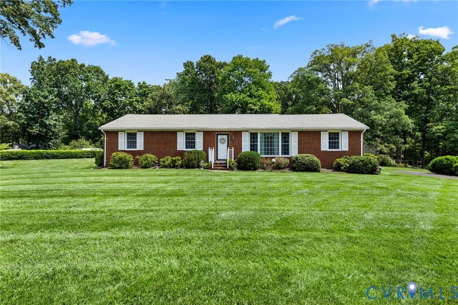 Property photo for 1301 Vickilee Road, Chesterfield, VA
