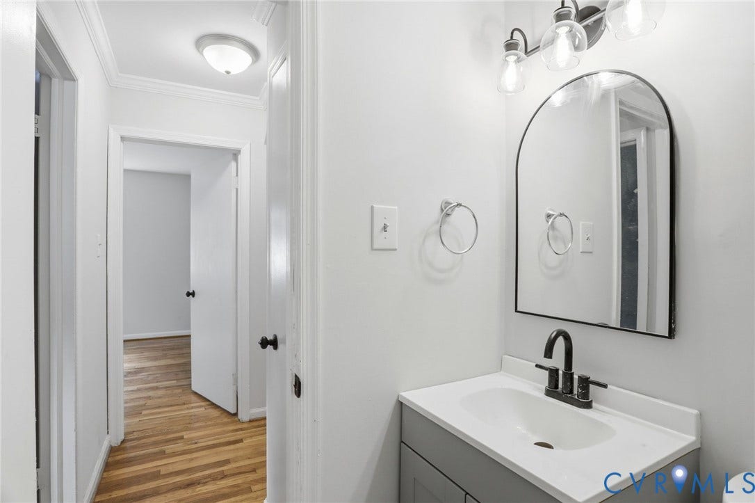 5301 Dalglish Road, Henrico, VA 23223 Bathroom
