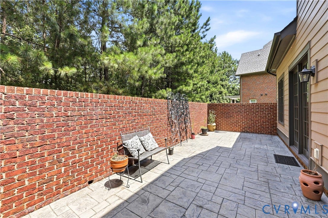 2384 Bel Crest Circle, Midlothian, VA 23113 Enjoy the privacy!