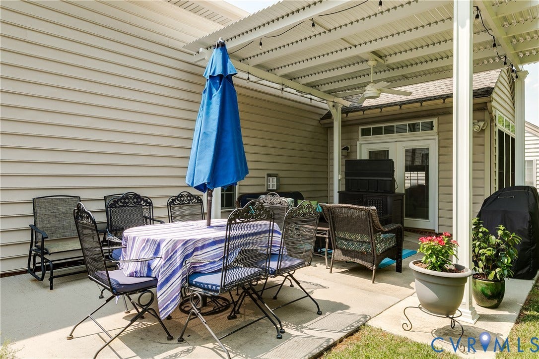 Large Expanded Concrete Patio and Electric Pergola - Perfect for Entertaining!
