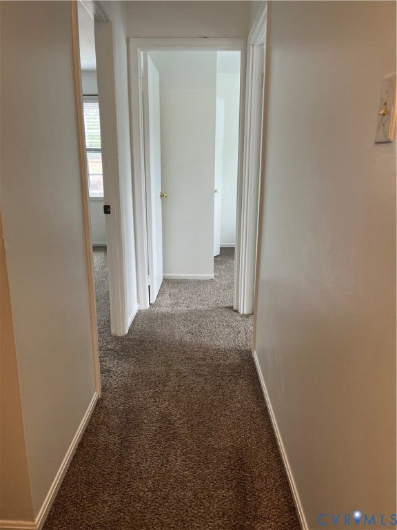 1519 Harpers Ferry Court, Henrico, VA 23228 upstairs Hallway