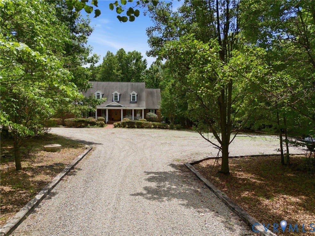 2065 Garrett Lane, Powhatan, VA 23139 2065 Garrett Lane, Powhatan, VA 23139
