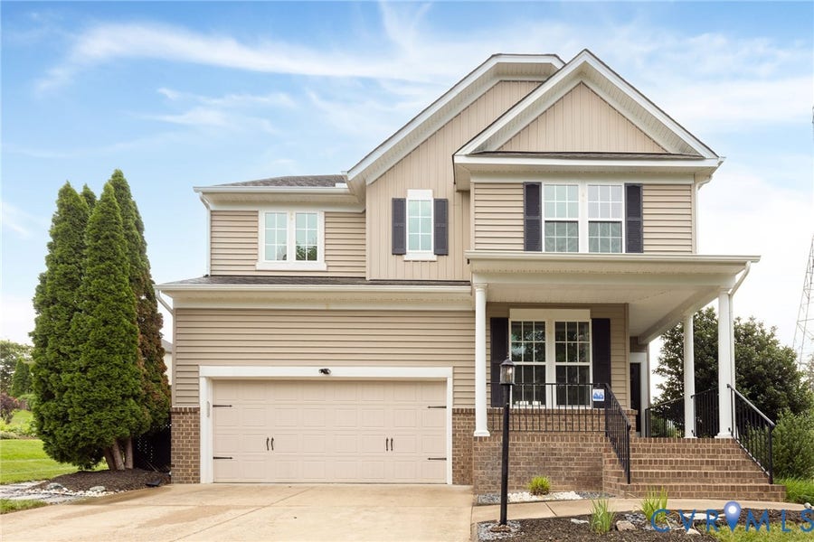 Property photo for 13736 Nailor Cir, Midlothian, VA