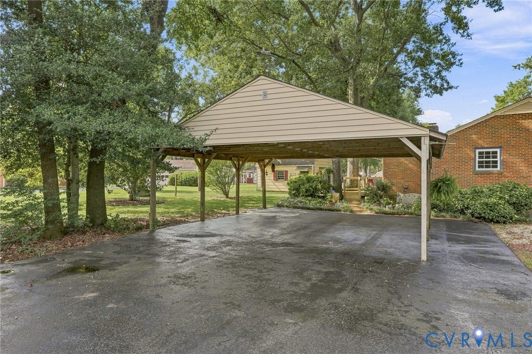 4001 Saldale Drive, North Chesterfield, VA 23237 4001 Saldale Drive, North Chesterfield, VA 23237