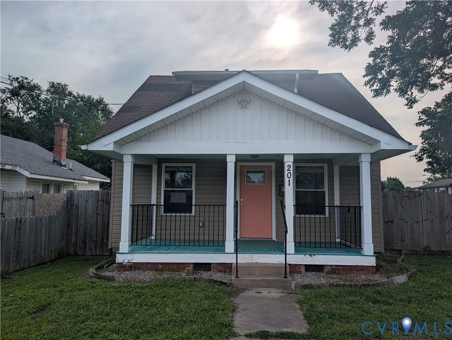 Property photo for 201 N 12th Avenue, Hopewell, VA