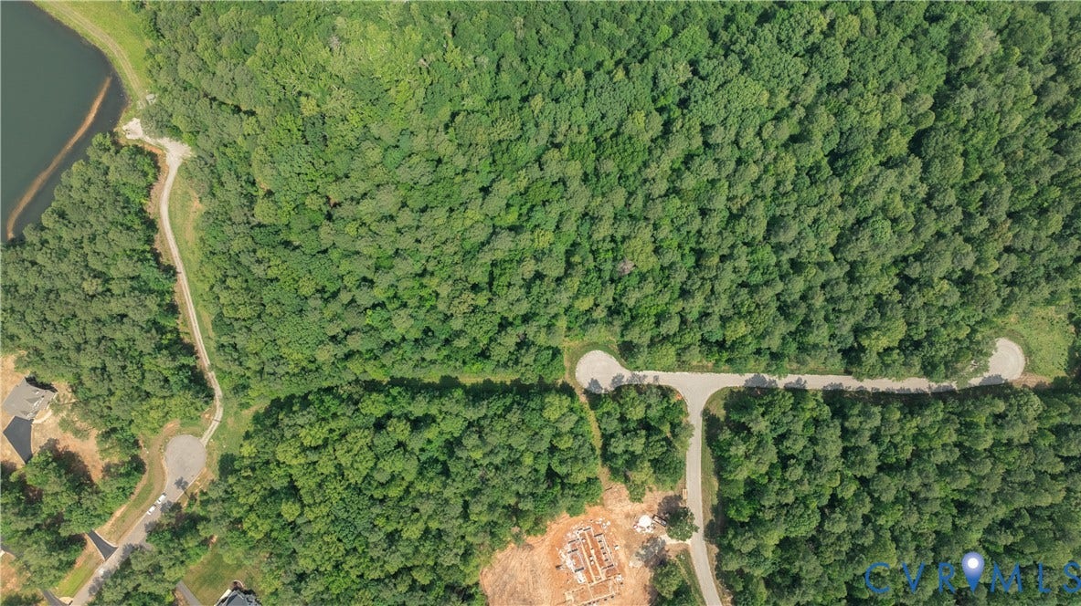 2005 Wilkhaven Terrace, Powhatan, VA 23139 Expansive wooded acreage featuring multiple cul-de-sacs
