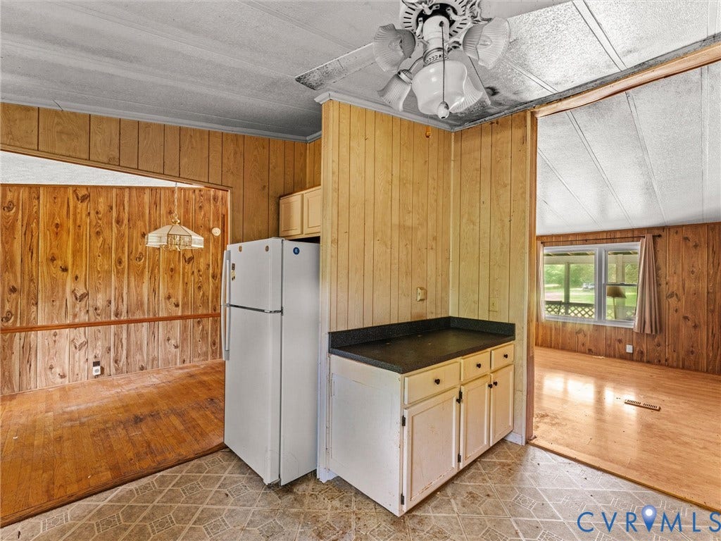 7215 Dennisville Road, Amelia, VA 23002 7215 Dennisville Road, Amelia, VA 23002