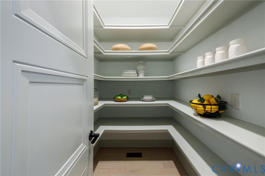 8919 Rustic Road, Richmond, VA 23235 walk in pantry
