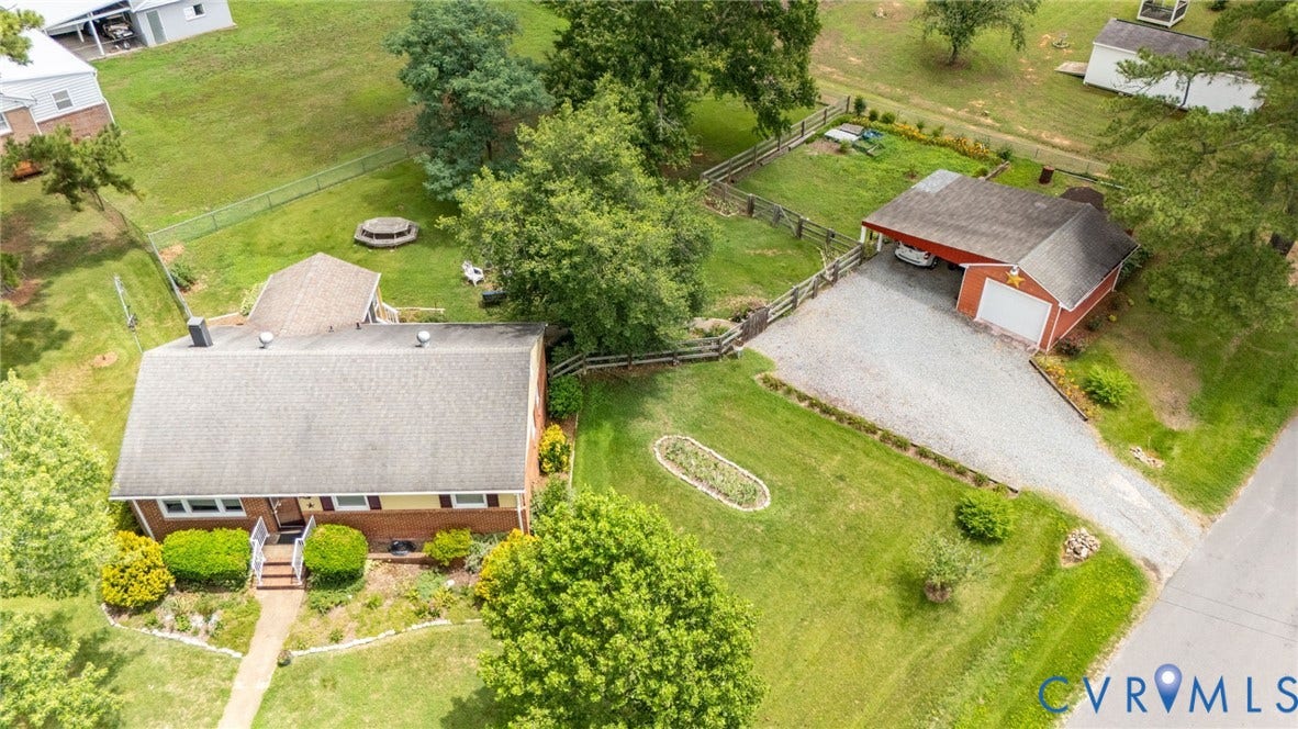 1569 Oak Lane, Manakin Sabot, VA 23103 1569 Oak Lane, Manakin Sabot, VA 23103